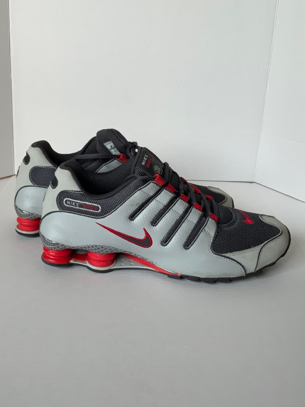Men’s Nike Shox size 14 dark gray